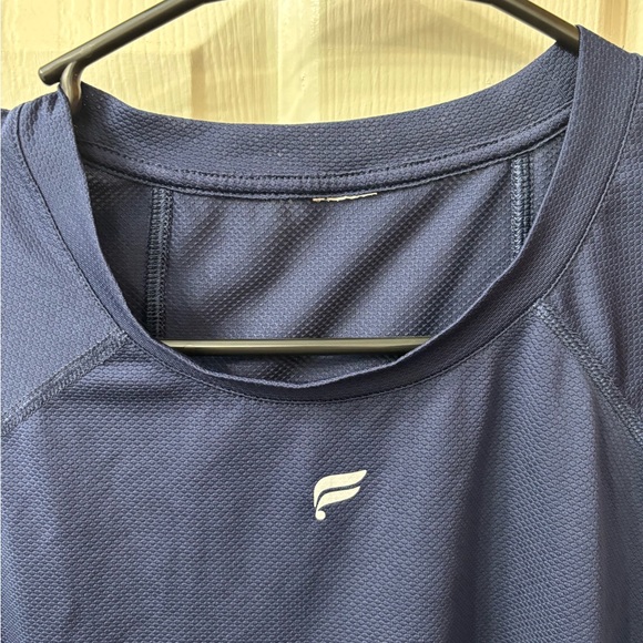 Fabletics O2 Tee Bundle Large - Picture 5 of 8